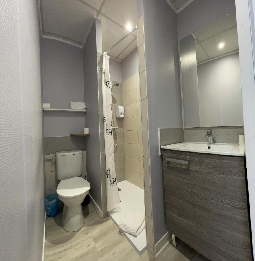 Le Petit Logis Hotel Beaumont-en-Véron Kültér fotó