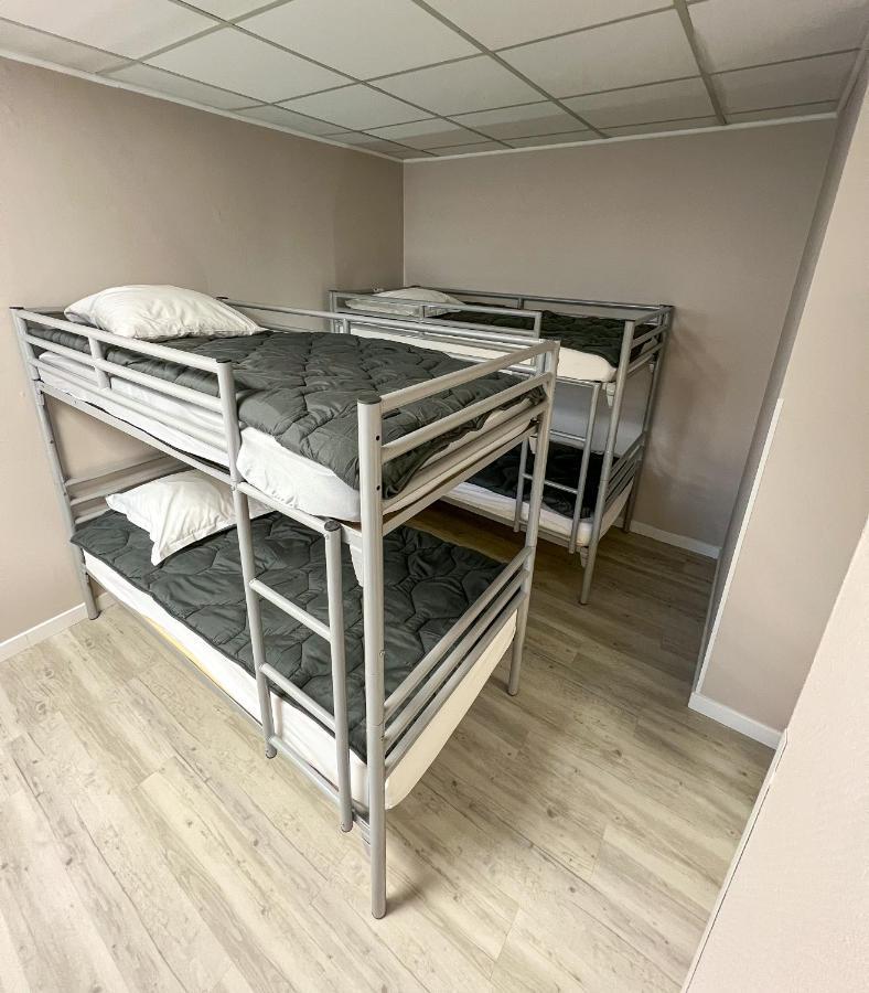 Le Petit Logis Hotel Beaumont-en-Véron Kültér fotó