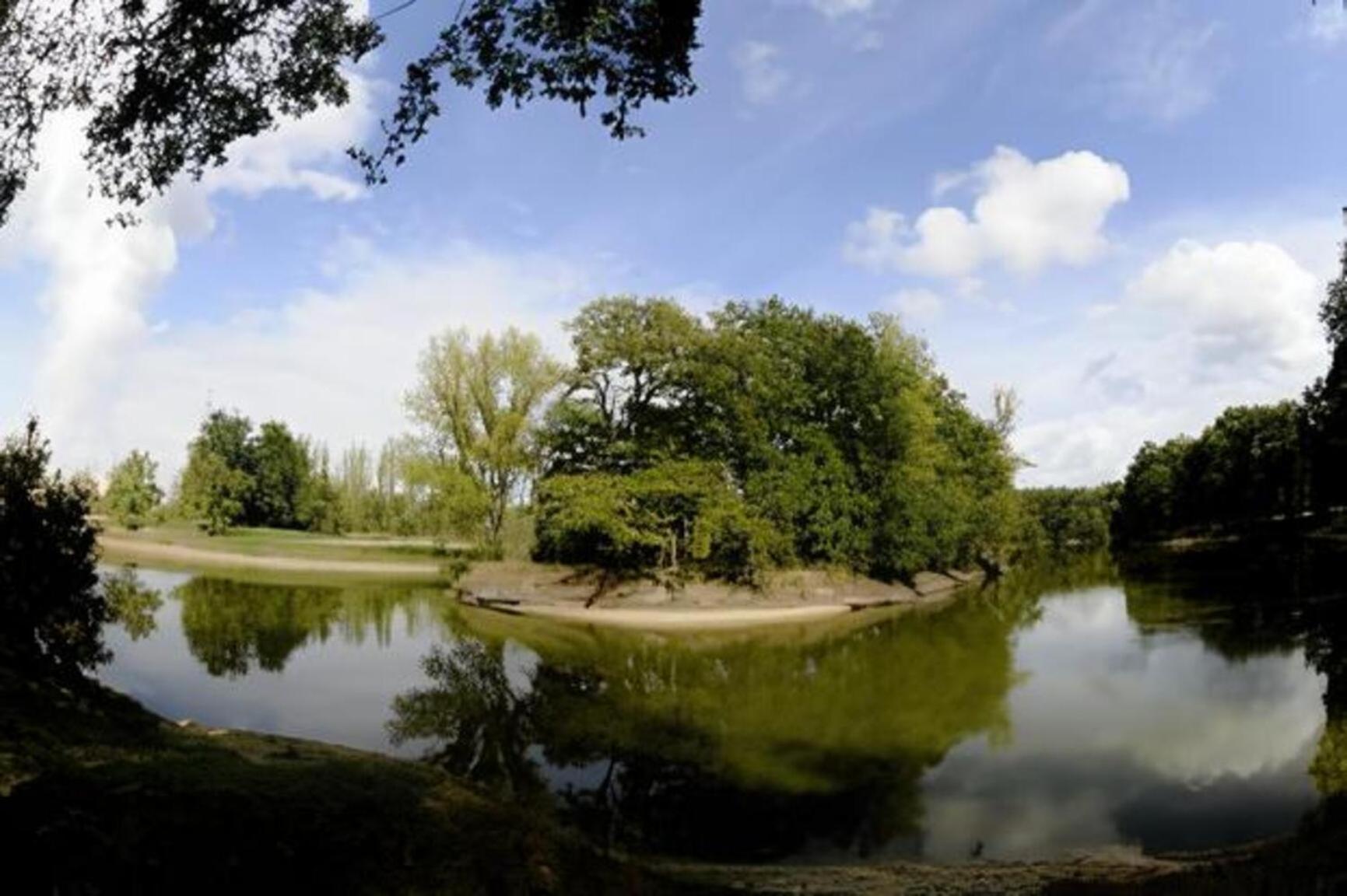 Le Petit Logis Hotel Beaumont-en-Véron Kültér fotó